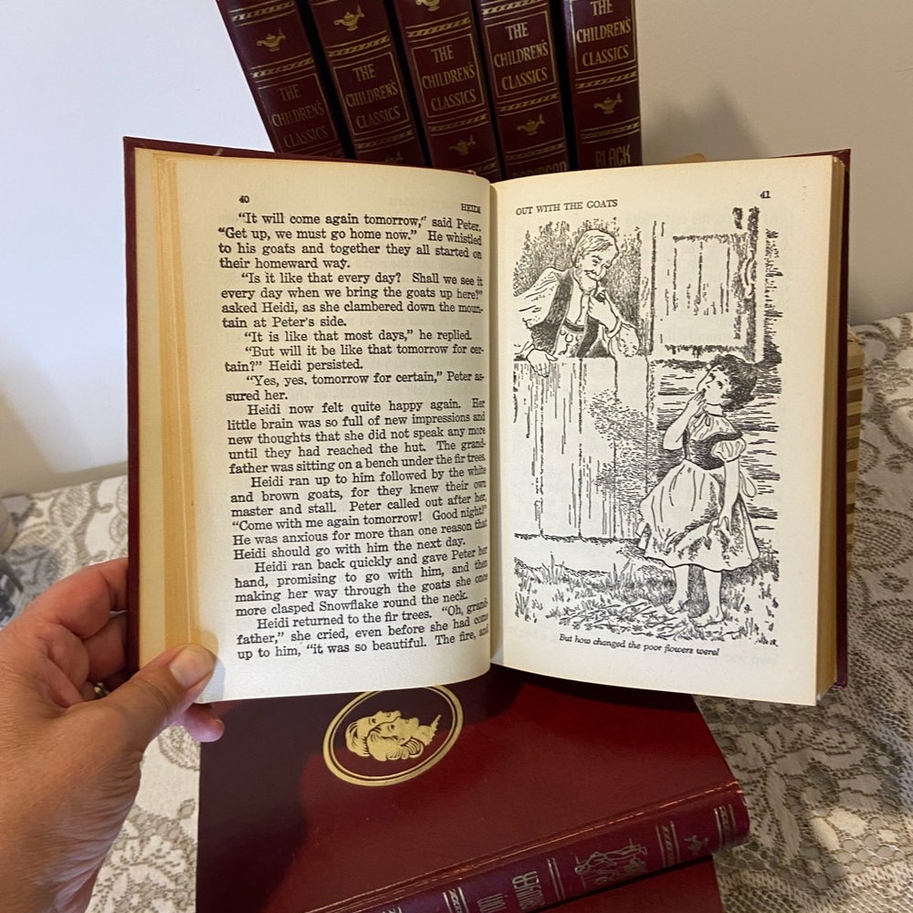 The Children’s Classics Book Set of 10 Vols Red Faux Leather John C. Winston - Picture 6 of 11